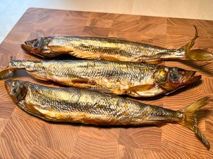 Кнуты Аджика (500 гр.): Корюшка х/к (крупная)